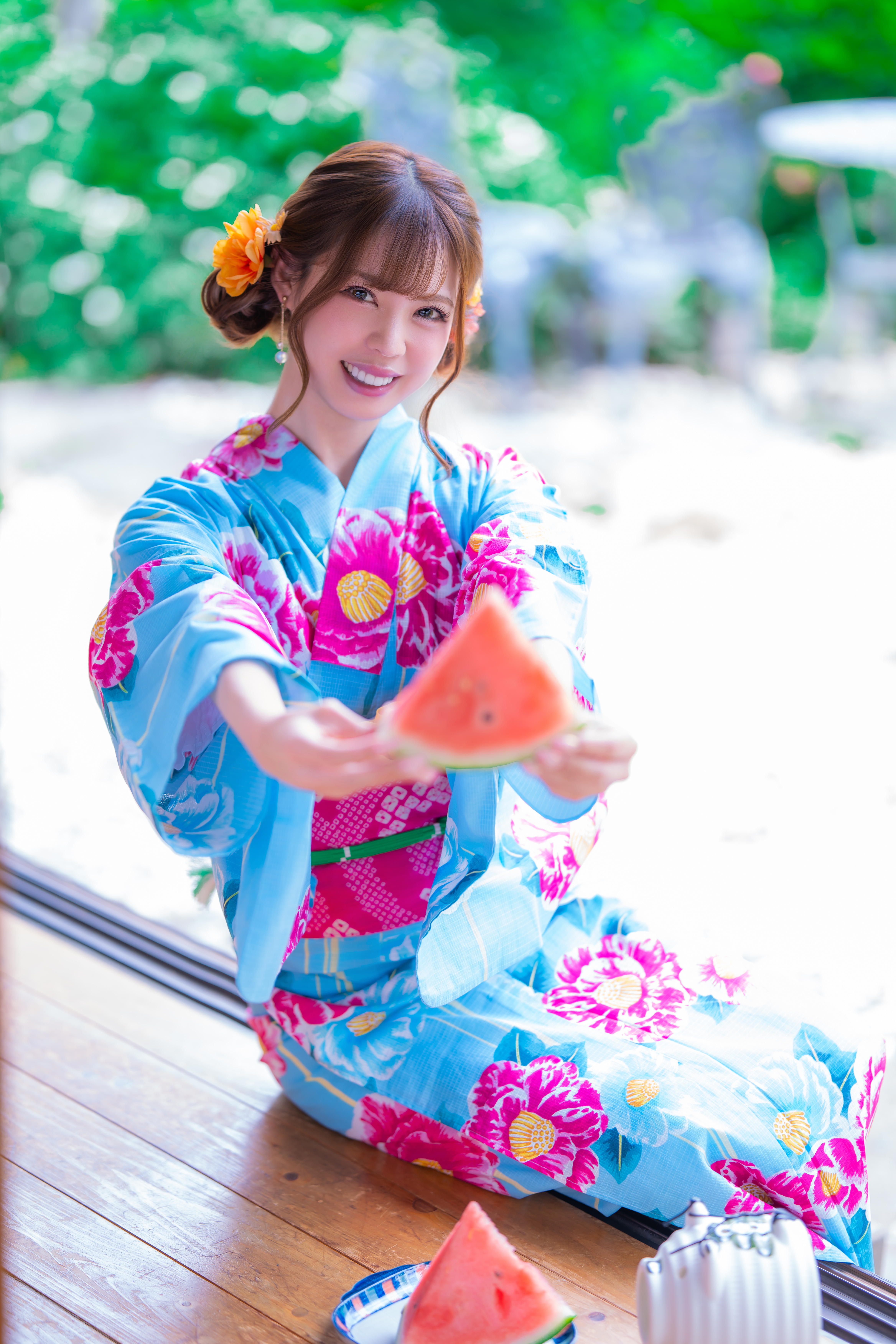 愛沢せれな