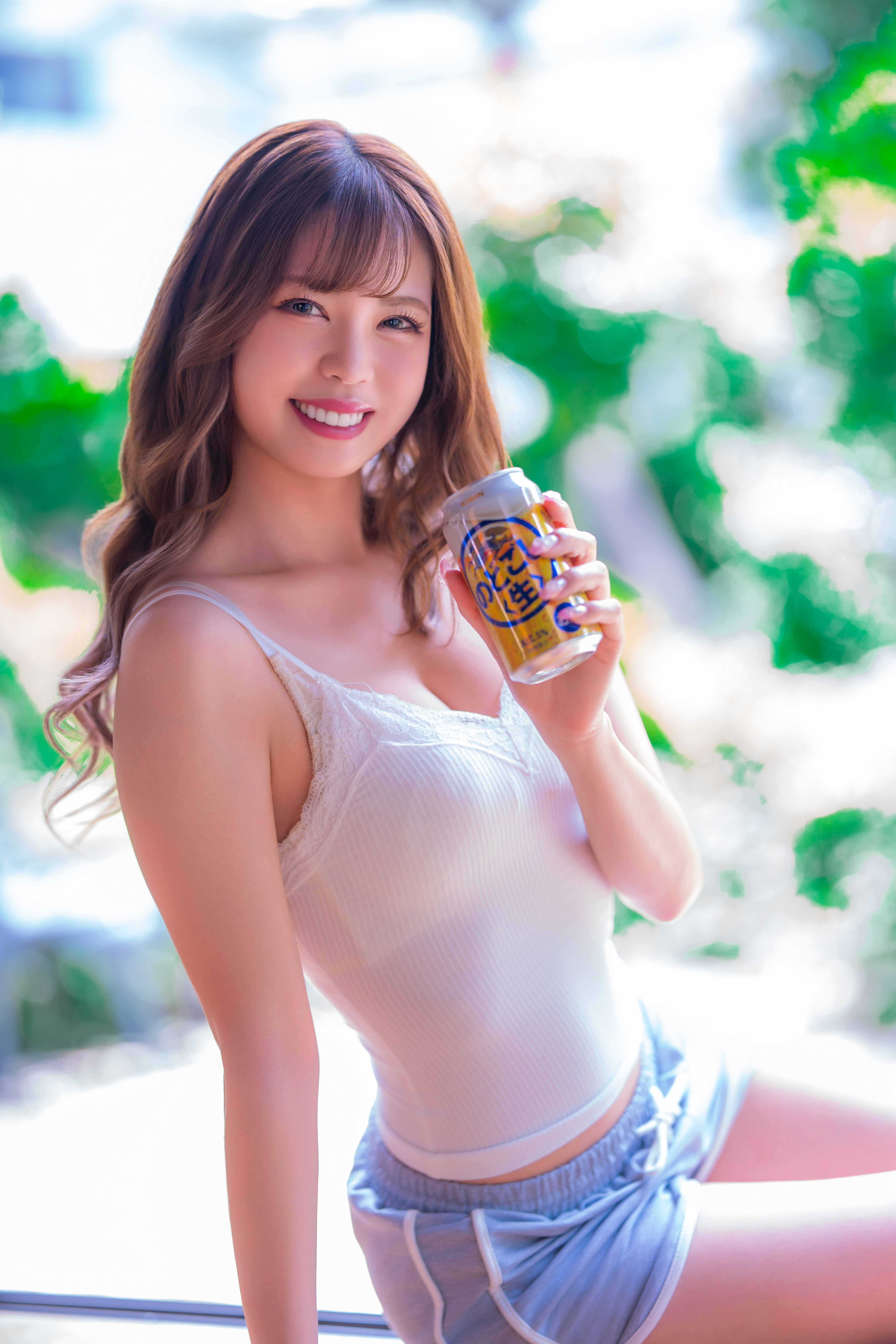 愛沢せれな