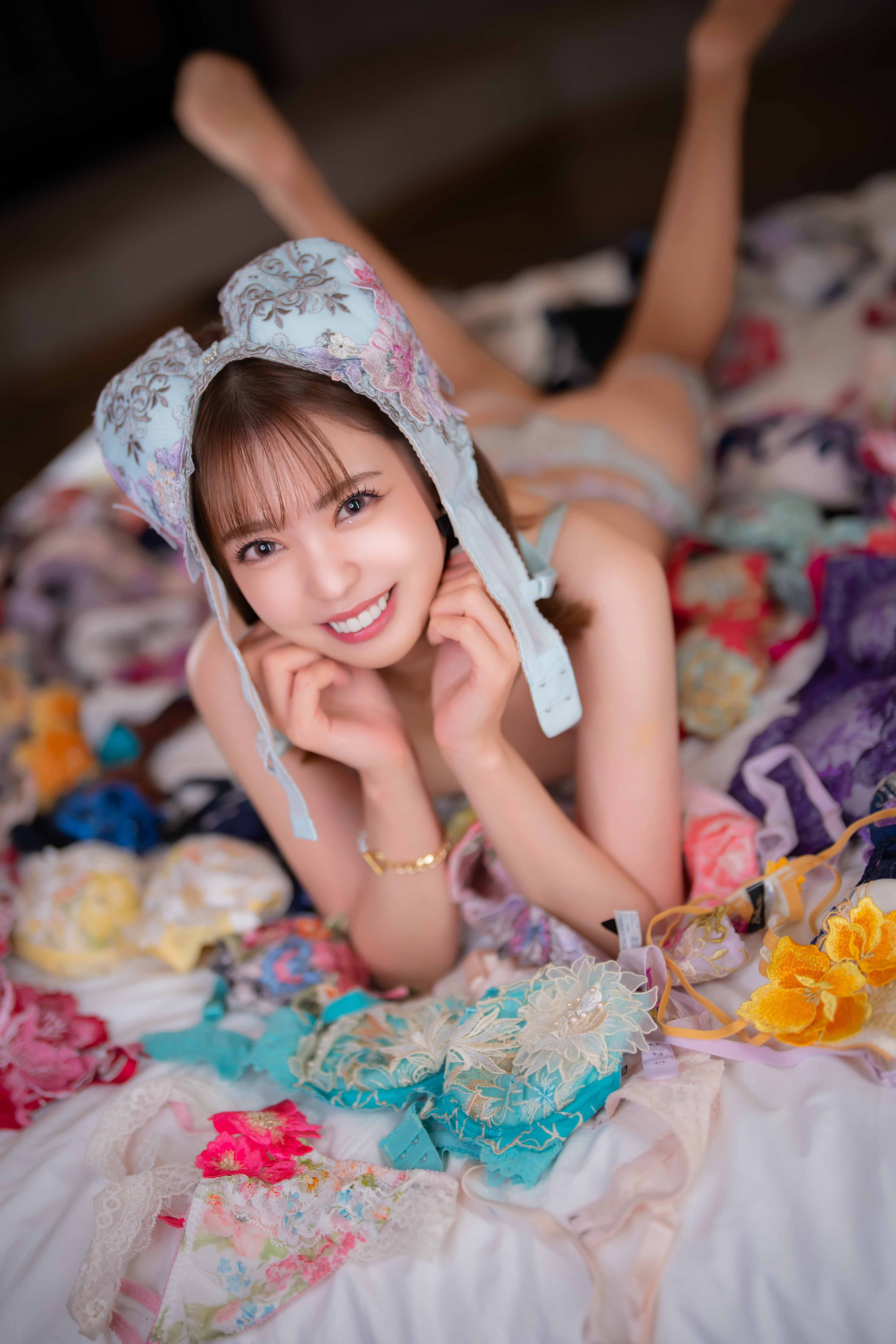 愛沢せれな
